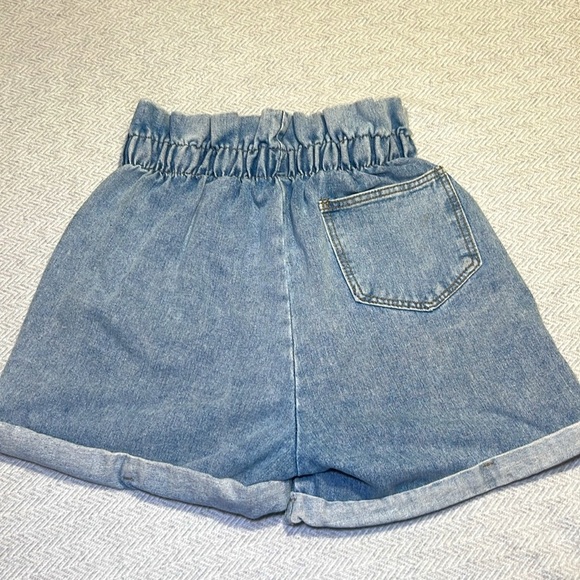 TEMT Paper bag Waist Light Blue Jean Shorts with Navy Tie. - Picture 3 of 12